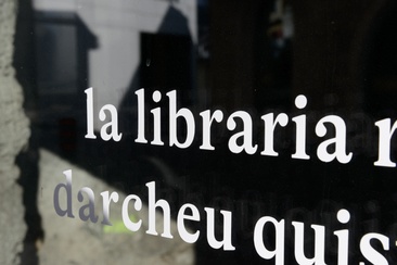 libraria poesia clozza (oua_58354328_image)