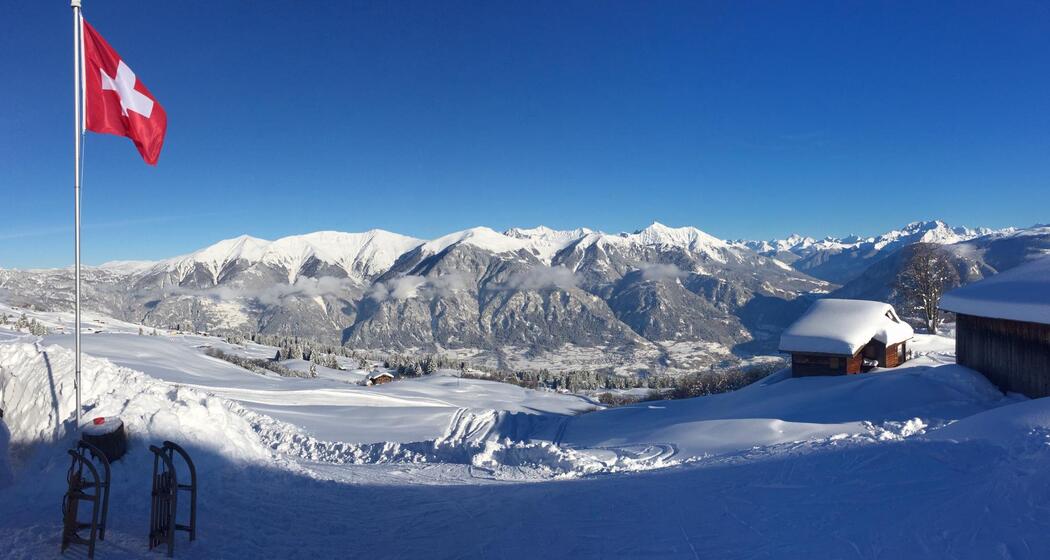 Aussicht von der Terrasse Parsiras