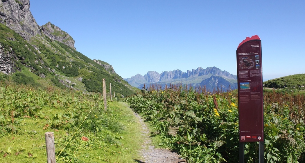 Informationstafel UNESCO Weltkulturerbe Tektonikarena Sardona