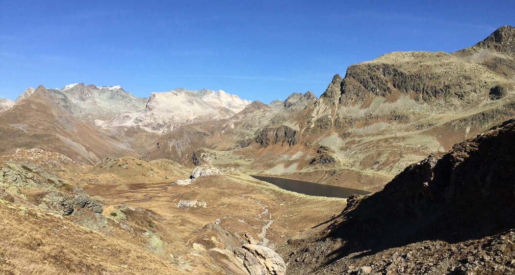 Aussicht von der Fuorcla Grevasalvas Richtung Lej Grevasalvas