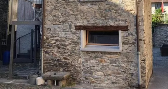 Il rustico visto dalla strada