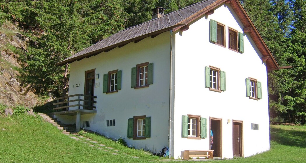 Ferienheim Il Clüs Aussenansicht