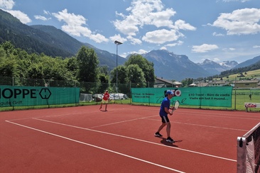 Tennis (oua_600121352_image)