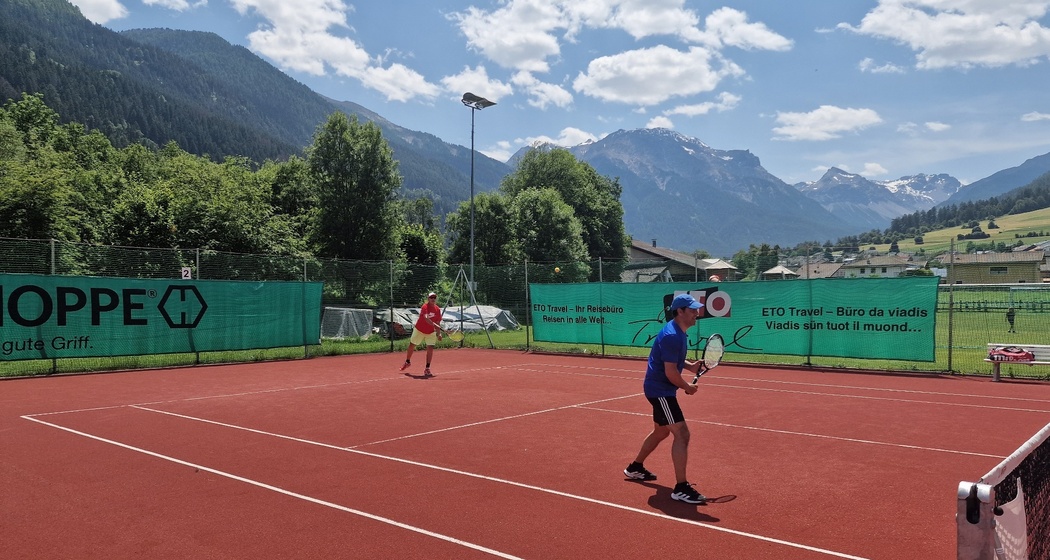 Tennis (oua_600121352_image)