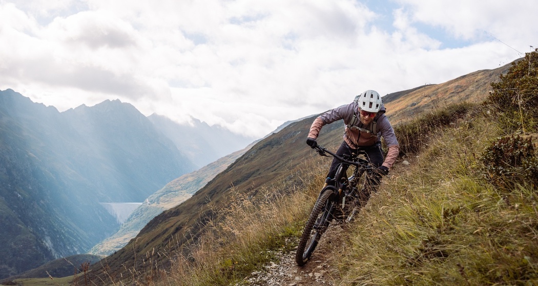 San Gottardo quattro passi Bike (SchweizMobil 84) (oua_600391365_image)