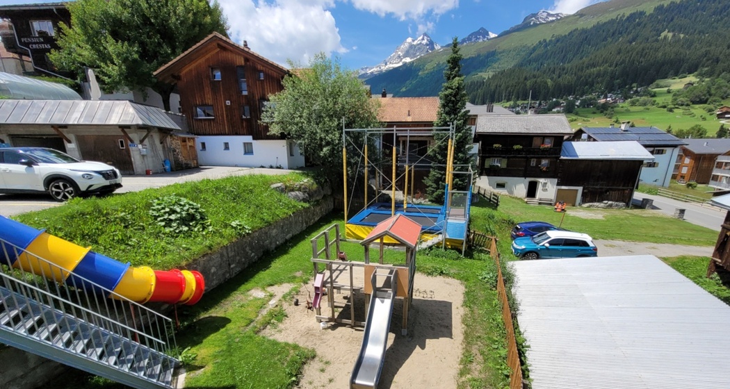 Spielplatz beim Familienhotel Alpina