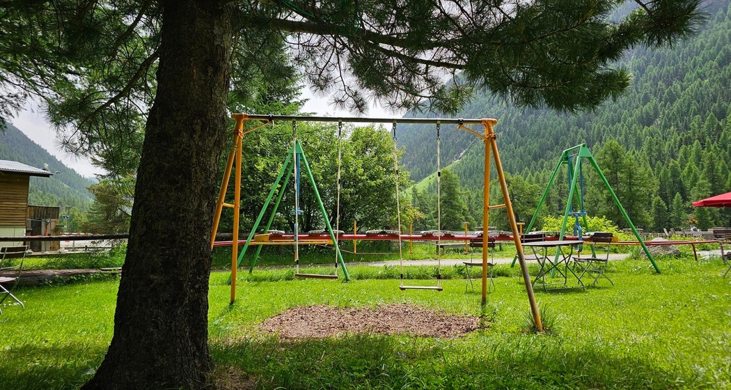 Kinderspielplatz beim Gasthaus Spinas (oua_600986134_image)