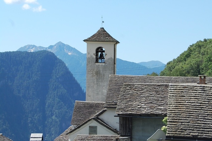 Chiesa Parrocchiale dei SS Bernardo e Nicolao (oua_601519043_image)