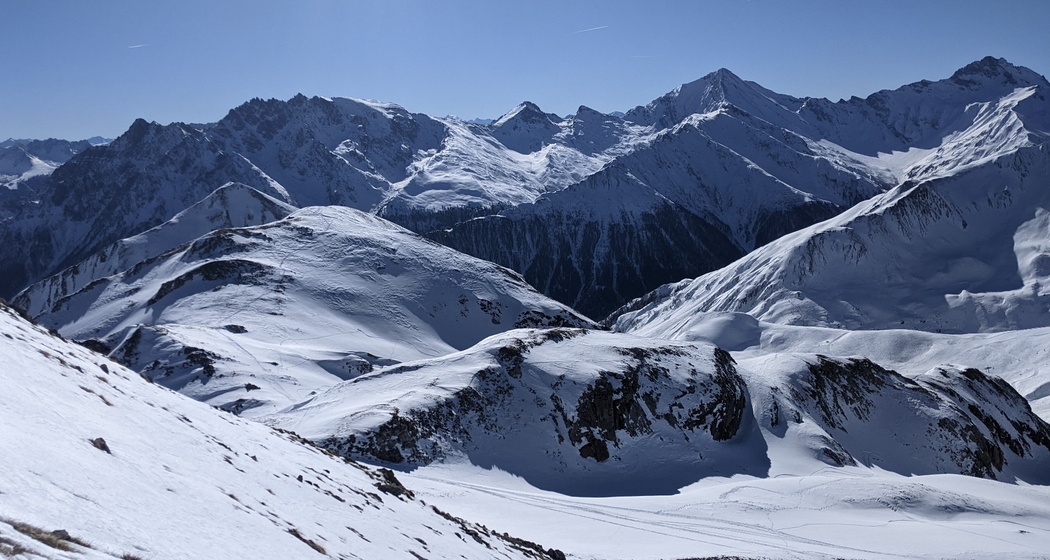 Einfahrt in den ersten Hang, anschließend nach links queren