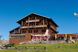 Hotel Posthuis im Sommer