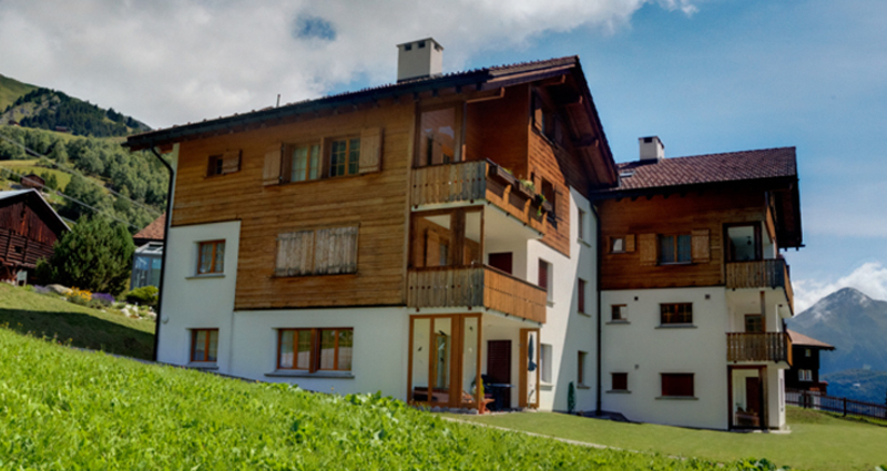 Tgèsa Garnetsch Zeller (oua_602685093_image)