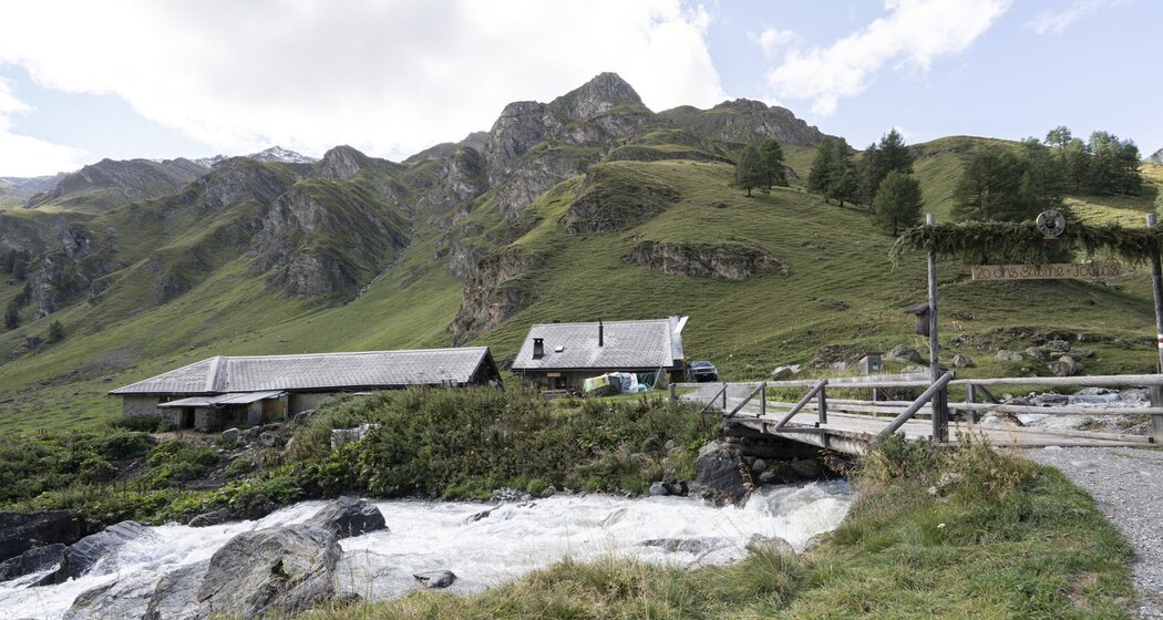 Alp Valmala (oua_603365469_image)