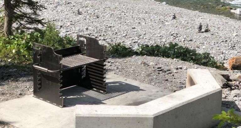 Grillstation Feuerstelle Schiesshorn