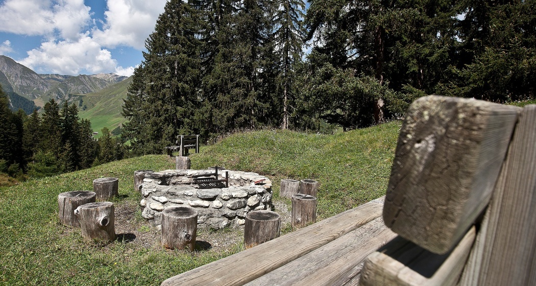 Feuerstelle Mot Grond