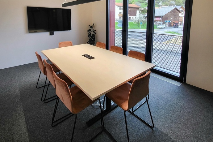 Conference room – Sül Stort (oua_603586345_image)