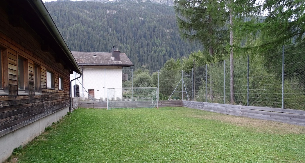 Fussballplatz Surfers