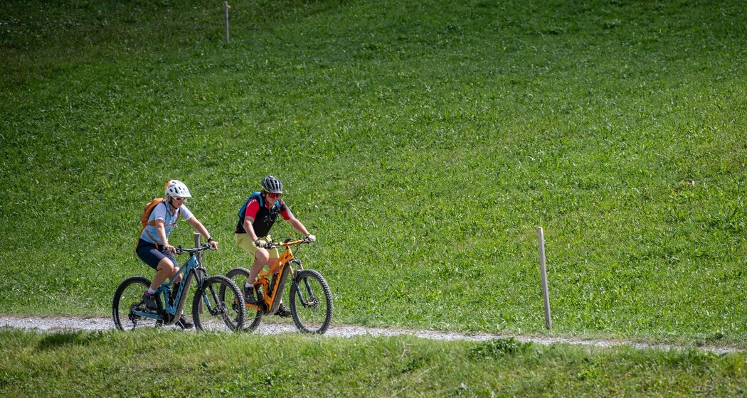 Genussvolle Kiesstrassen gibt es auch