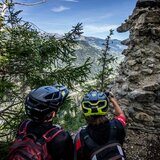 Burgruine Schwarzenstein mit schönem Ausblick
