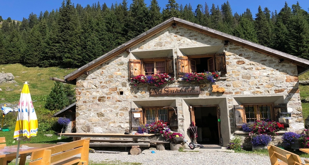 Alp Sardona (oua_604390119_image)