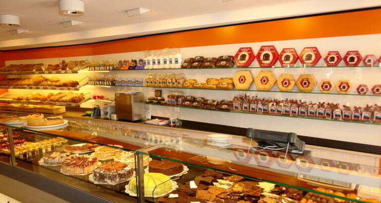 Grond Café Sils Maria (oua_604533033_image)