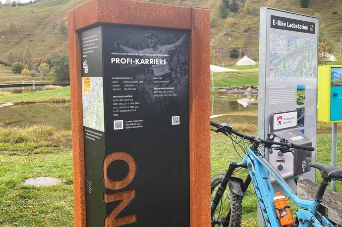 Infosäule Davos Munts : design by judith brennwald