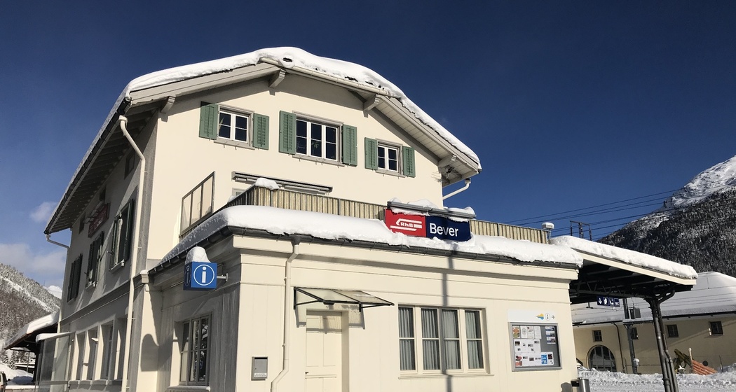 Bahnhof Bever (oua_605632982_image)
