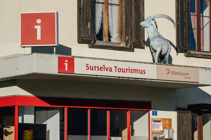 Surselva Tourismus Info Obersaxen
