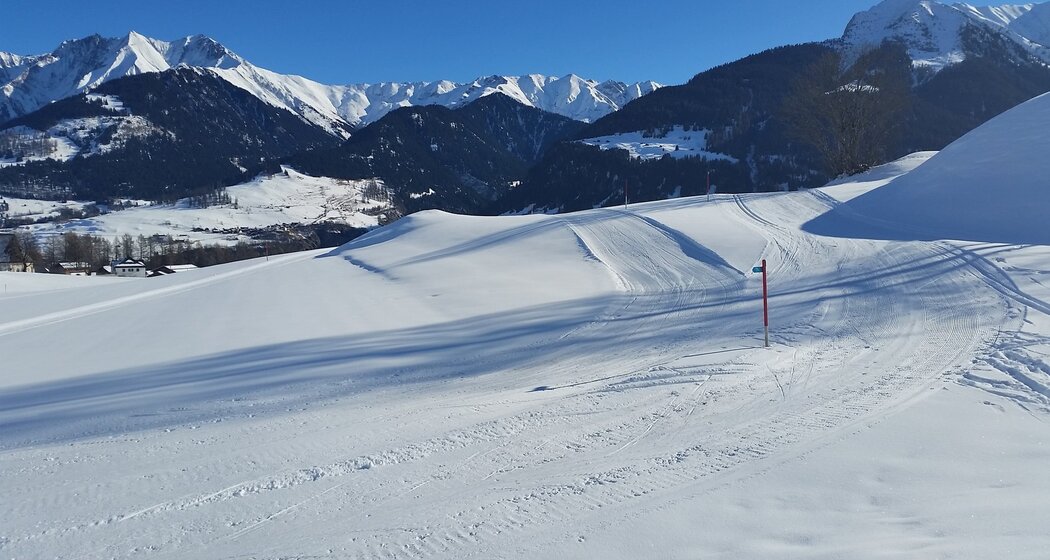 Die Loipe unterhalb von Vella ist wunderschön gelegen