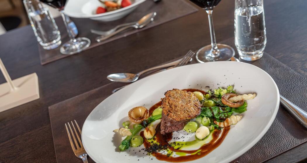 waldhotel-kulinarik-mit-ausblick-5802