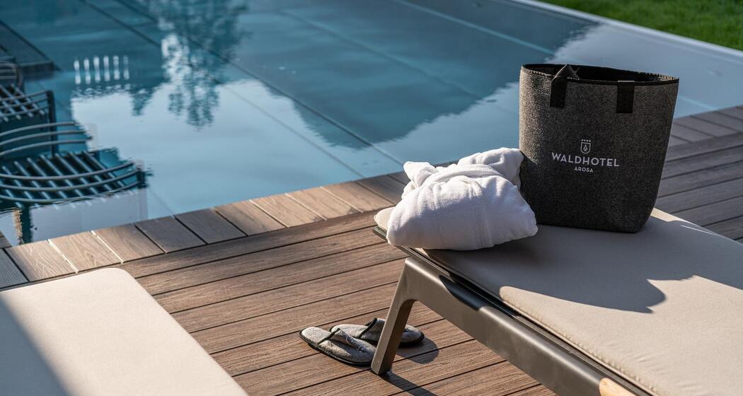 Waldhotel Arosa - Außenpool-07439