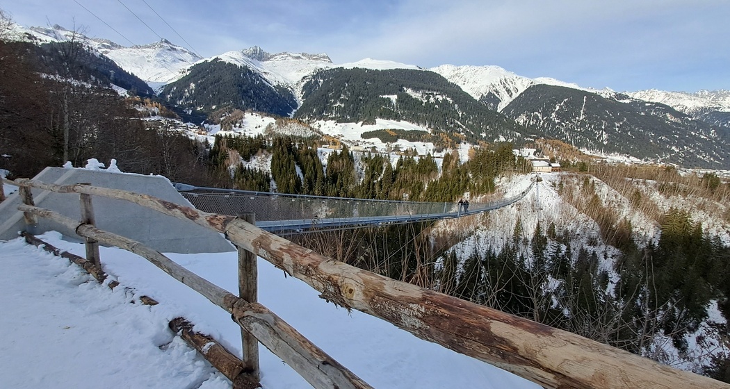 Ein Blick zurück nach Disentis
