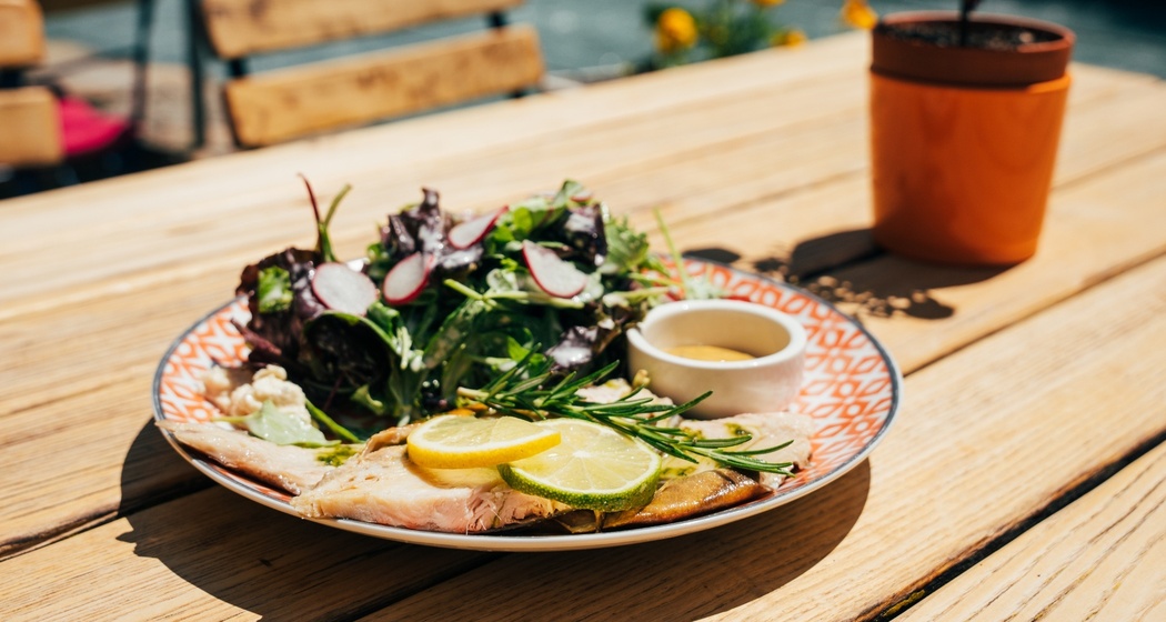 Büvetta Sfondraz (oua_606709761_image)