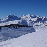 Vue depuis la zone sommital en direction de Brigels, Bifertenstock, Kistenstöckli et Tödi