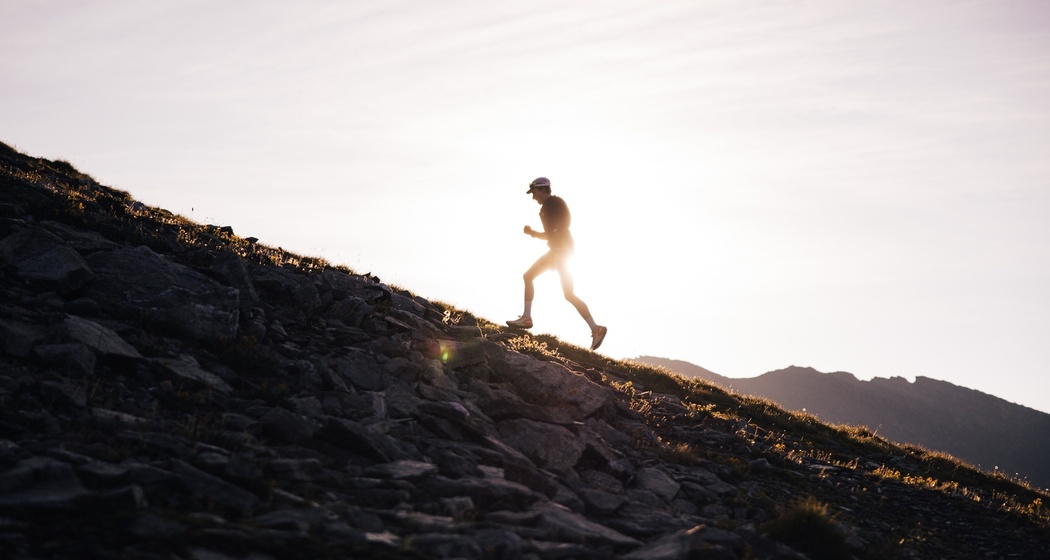 Der frühe Vogel fängt den Wurm! Ein perfekter Sonnenaufgang erwartet die Frühläufer am Pischahorn.