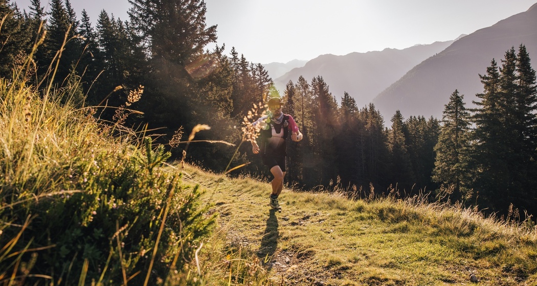 Die Strasse hinauf nach Schönboda lässt sich fast mühelos erklimmen.