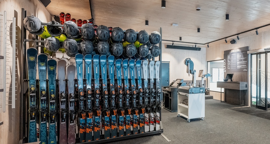 Rent & Shop (oua_608238980_image)