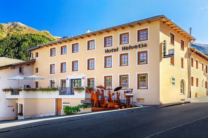 Eingang Hotel Helvetia