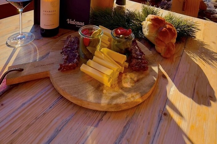 Bergbeizli Valcaus (oua_608394216_image)