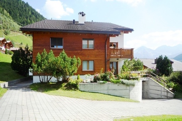 Aussenansicht Sommer