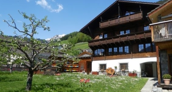 Aussenansicht Sommer