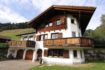 Murmina Schmid (oua_60856155_image)