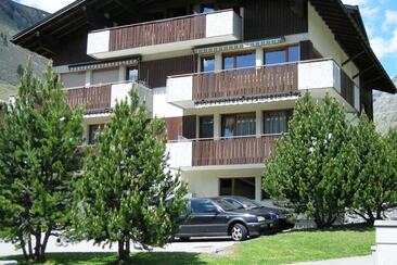 Tgèsa ils Bauns Schär (oua_60856191_image)