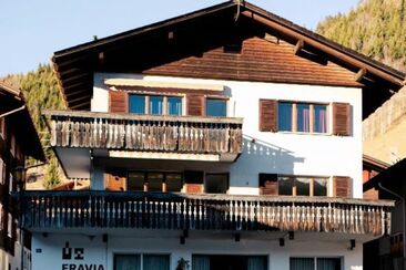 Haus Fravia (oua_60856411_image)