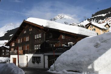 Tgèsa Mariuscha Mathis-Berther (oua_60856526_image)