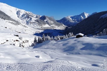 Tgèsa Caschlé Hendry (oua_60856769_image)