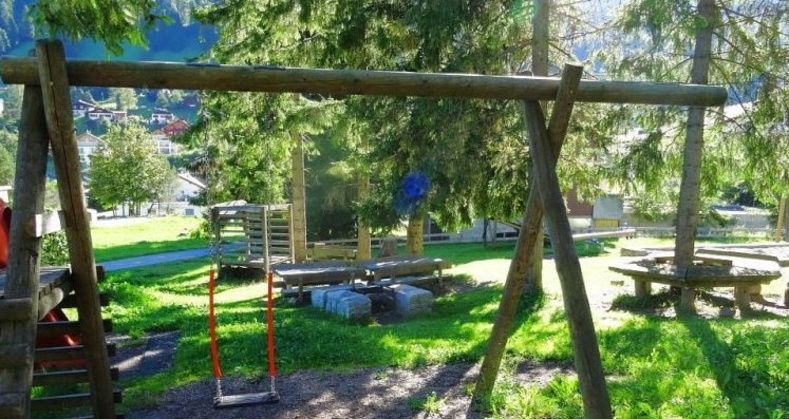 Feuerstelle Spielplatz Pradafänzer