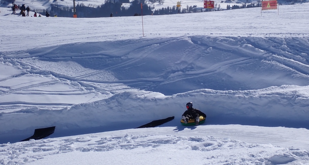 Snowtubing Alp Dado, Waltensburg (oua_609215075_image)