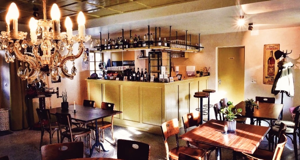 Ustarea Spluga (oua_609312320_image)