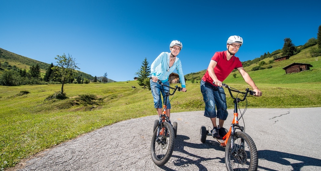 Bike-Boarden auf den Fideriser Heubergen