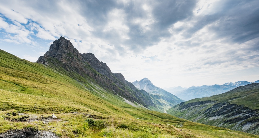 Blick vom Safierberg in Richtung Rheinwald